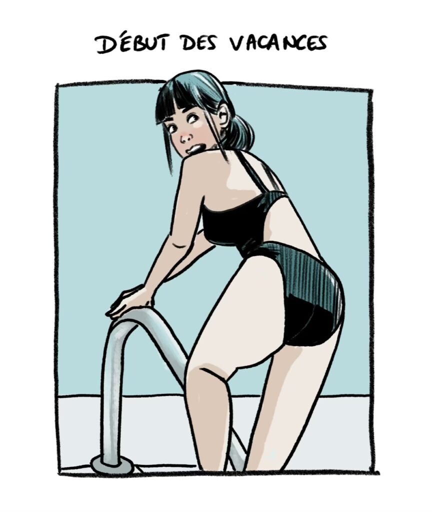 Une femme sortant de la piscine 
